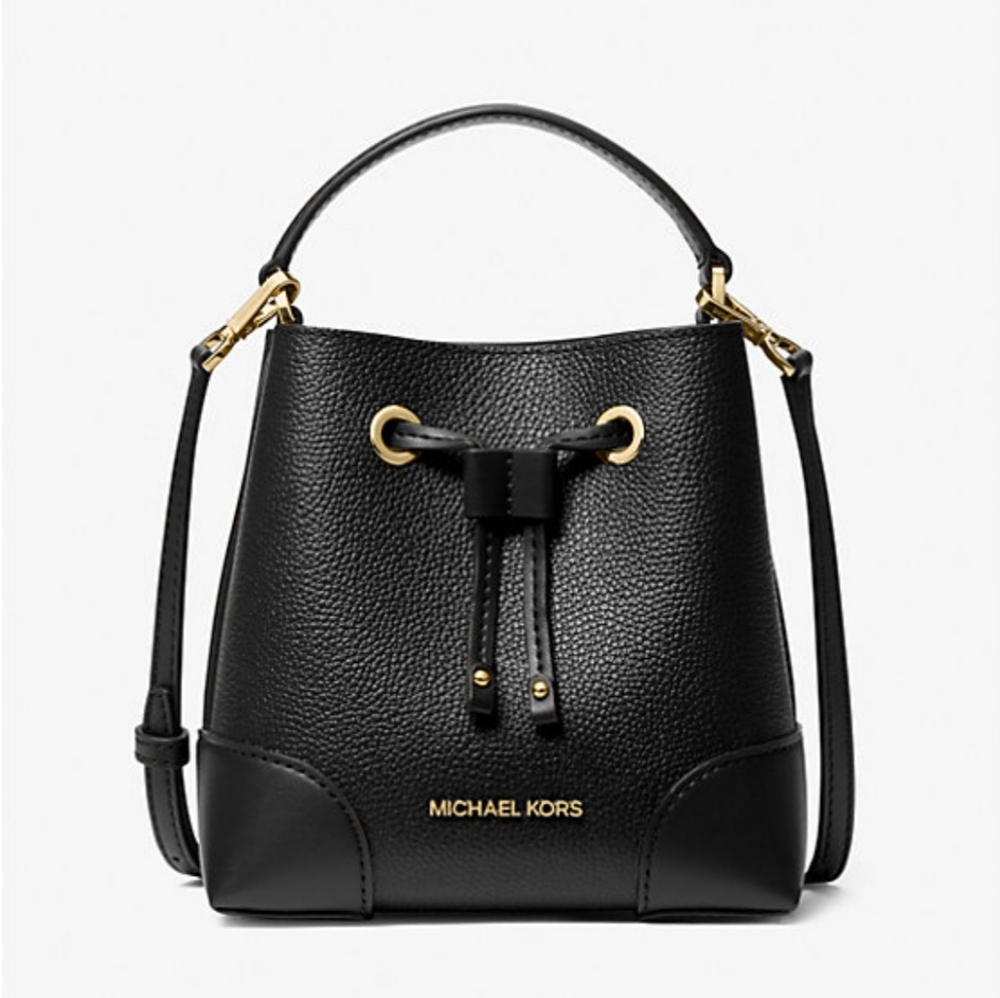 NWT. Michael Kors Mercer Small Logo BucketBag